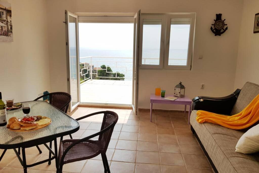 Apartman Aleksandra Ulcinj Ngoại thất bức ảnh